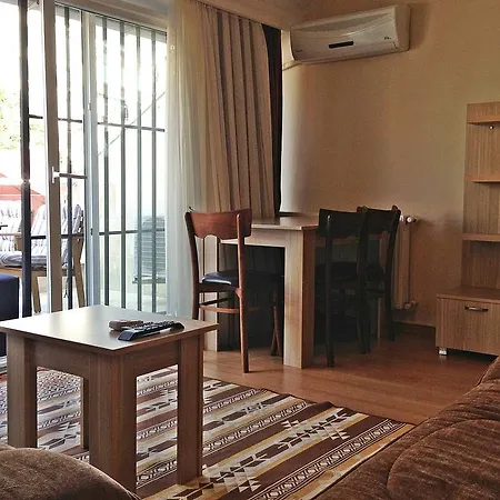 Atrium Aparthotel 3*
